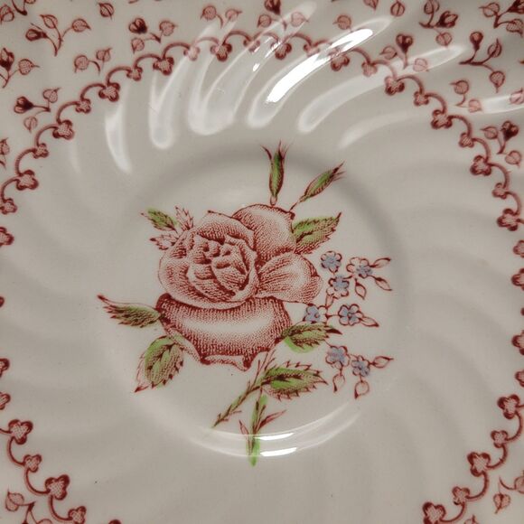 4 Johnson Bros Teacup Saucers 5.75" Rose Bouquet England Ironstone Vintage - Picture 2 of 6